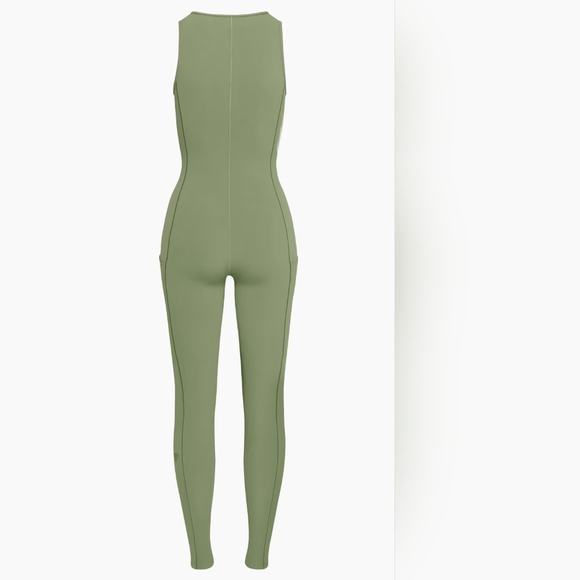 Aritzia TNA Action TnaBREATHET lcon Jumpsuit In Ravine Green Size Small. - Picture 8 of 16